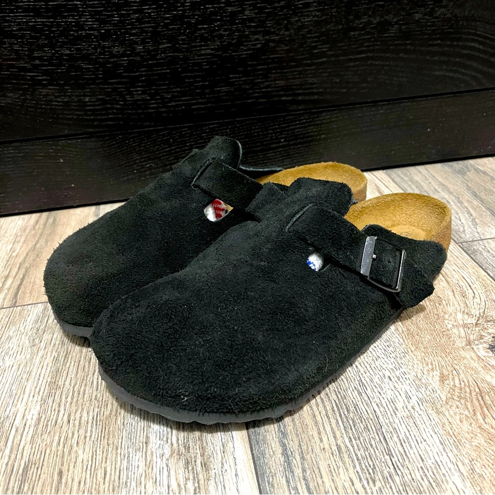Boston Birkenstock - Black Suede